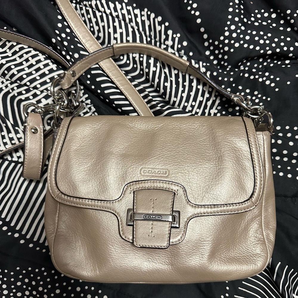 🎀SOLD🎀 Coach Metallic Gold/Beige Purse
